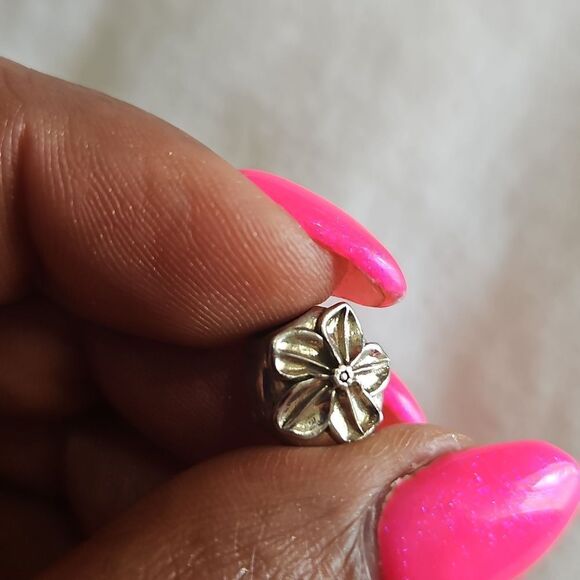 Chamilia Sterling Silver Flower Charm - Picture 13 of 16